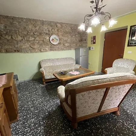 Apartament Palaiti